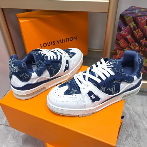 Trainer - lv,