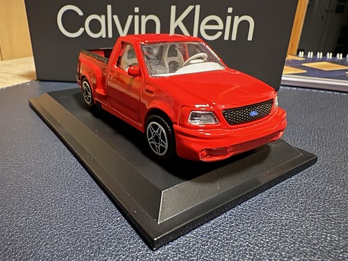 Ford svt 150 burago 1 - svt, f-150,