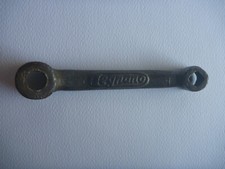 Vecchio attrezzo per bicicletta d'epoca, marca LEGNANO