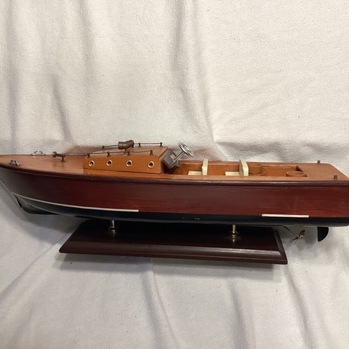 Chris espositore nautico - chris,