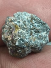 Diamante grezzo naturale