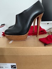 Christian Louboutin Moulage