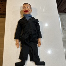 Peluche pupazzo ventriloquo