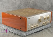 Amplificatore integrato SANSUI