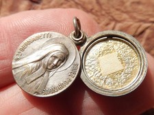 Medaille coulissante  Relique