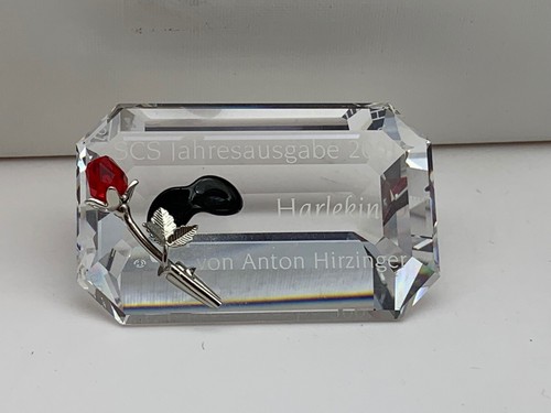 Statua swarovski scudo - statua,