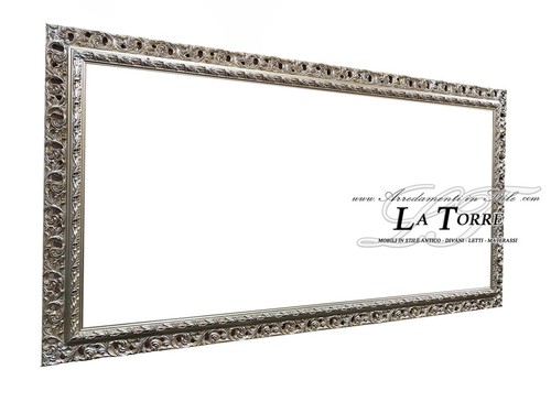 Cornice classica traforata