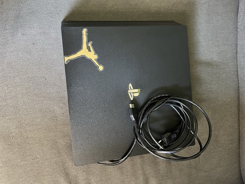 Sony playstation pro 1tb - 4,