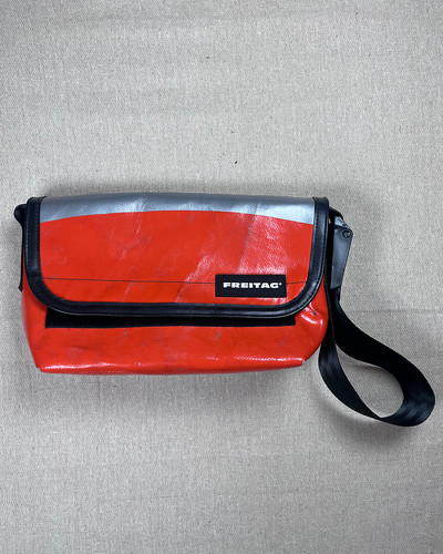Borsa friday f41 - f41, hawaii