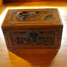 Portagioie in legno di sandalo asiatico vintage antico intagliato a mano