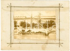 1910 ca ITALIA Imbarcazione a vela con militari e botti - Foto VINTAGE 17x12 cm