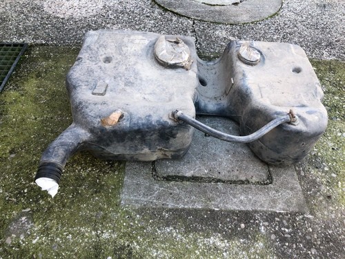Serbatoio carburante 82409700 - serbatoio,