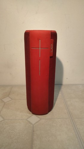 Ultimate ears megaboom - ears, ue
