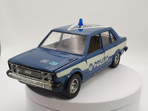 Fiat 131 polizia 1serie burago - 131,