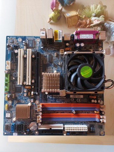 Scheda madre gigabyte - madre,