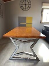 Tavolo artigianale di design