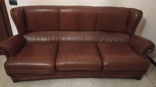 divano in pelle tre posti usato
