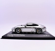 Modellino auto scala 1:43