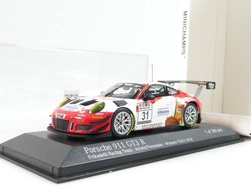 Minichamps 413186791 - 1:43,