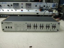 EQUALIZZATORE AUDIO CONTROL   MODEL - D- 520  USATO 