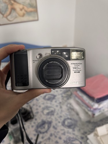 Minolta freedom zoom 140 - freedom,