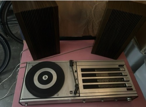 Giradischi grundig con radio - ,