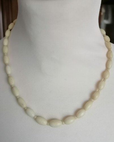 Vecchia collana vintage