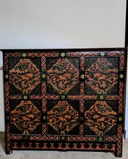 Mobile credenza orientale tibetana, ottime condizioni, decoro draghi
