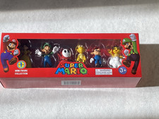 Super Mario mini figure