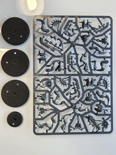 Necron skorpekh destroyers - 3x,