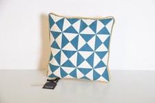 Cuscino piccolo Little Geometry Cushion Ferm Living