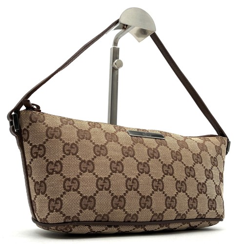 Stored item gucci accessory - stored,