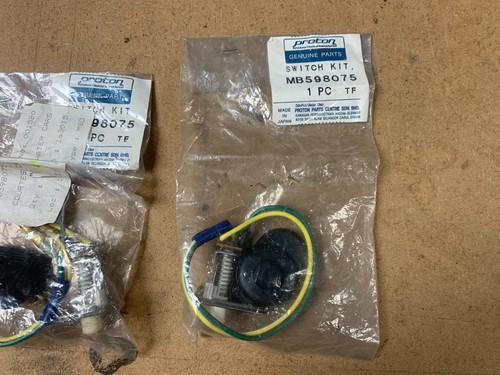Kit interruttore lampada porta