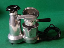 Vecchia caffettiera elettrica - vecchia,