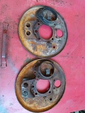 FIAT 508 (BALILLA) 2 PIATTI PORTACEPPI FRENO Anteriore Completi Di Coppette
