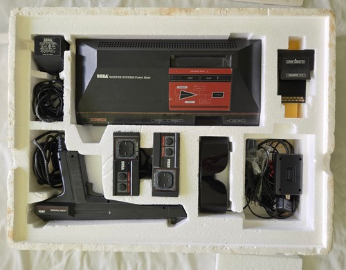 Sega master system console - sega,