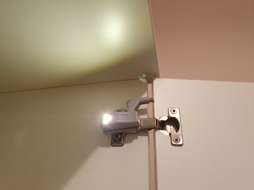 Cerniere led luminose mobili