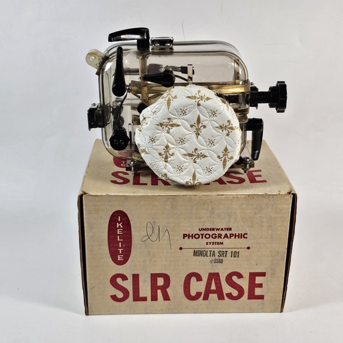 Custodia subacquea vintage