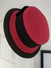 Cappello sinistro vintage Yves