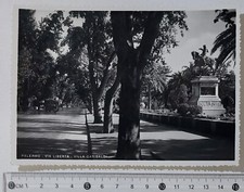 I122611 Cartolina - Palermo - Via Libertà - Villa Garibaldi
