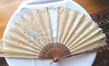 Ventaglio antico tessuto pregiato dipinto a mano pizzo decorato da rivedere