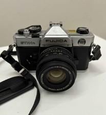 MACCHINA FOTOGRAFICA REFLEX