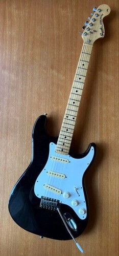 Sconto disponibile chitarra - disponibile],