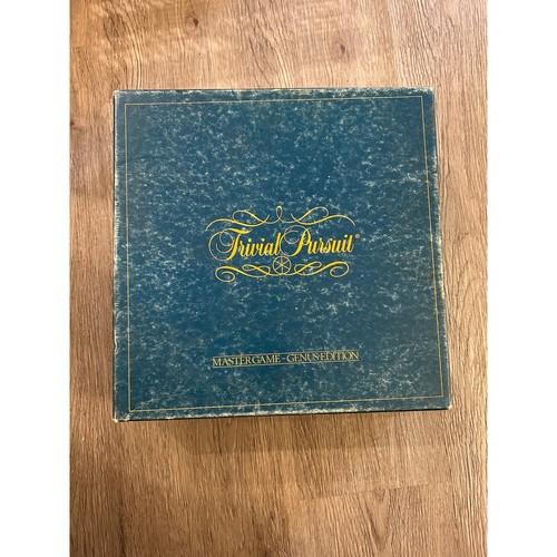 Trivial pursuit master game - trivial,