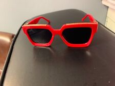 Occhiali da sole LV milionario rosso e oro usati