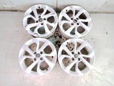 Opel Corsa E 2017 cerchio in