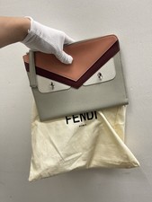 Borsa FENDI Monster Clutch