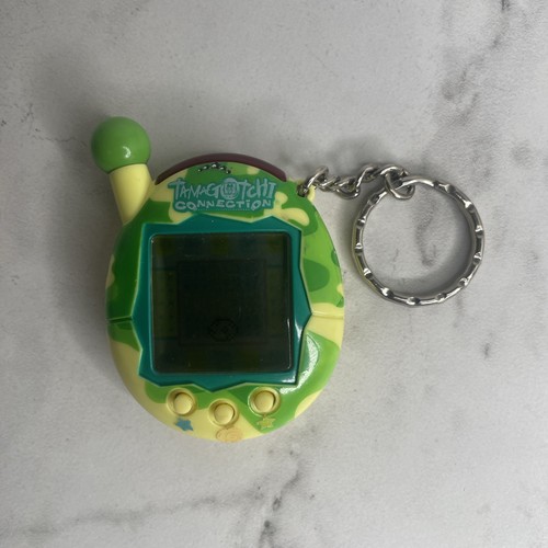 Vintage y2k 2004 tamagotchi - vintage,