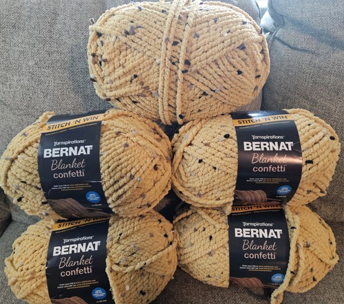 Nuovo yarnspirations bernat - nuovo,