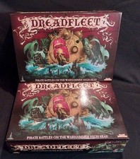 LOT of 200 Pieces Warhammer